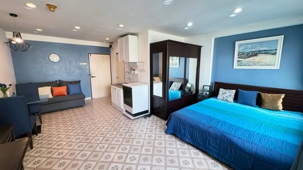 One Bedroom Condo For Rent