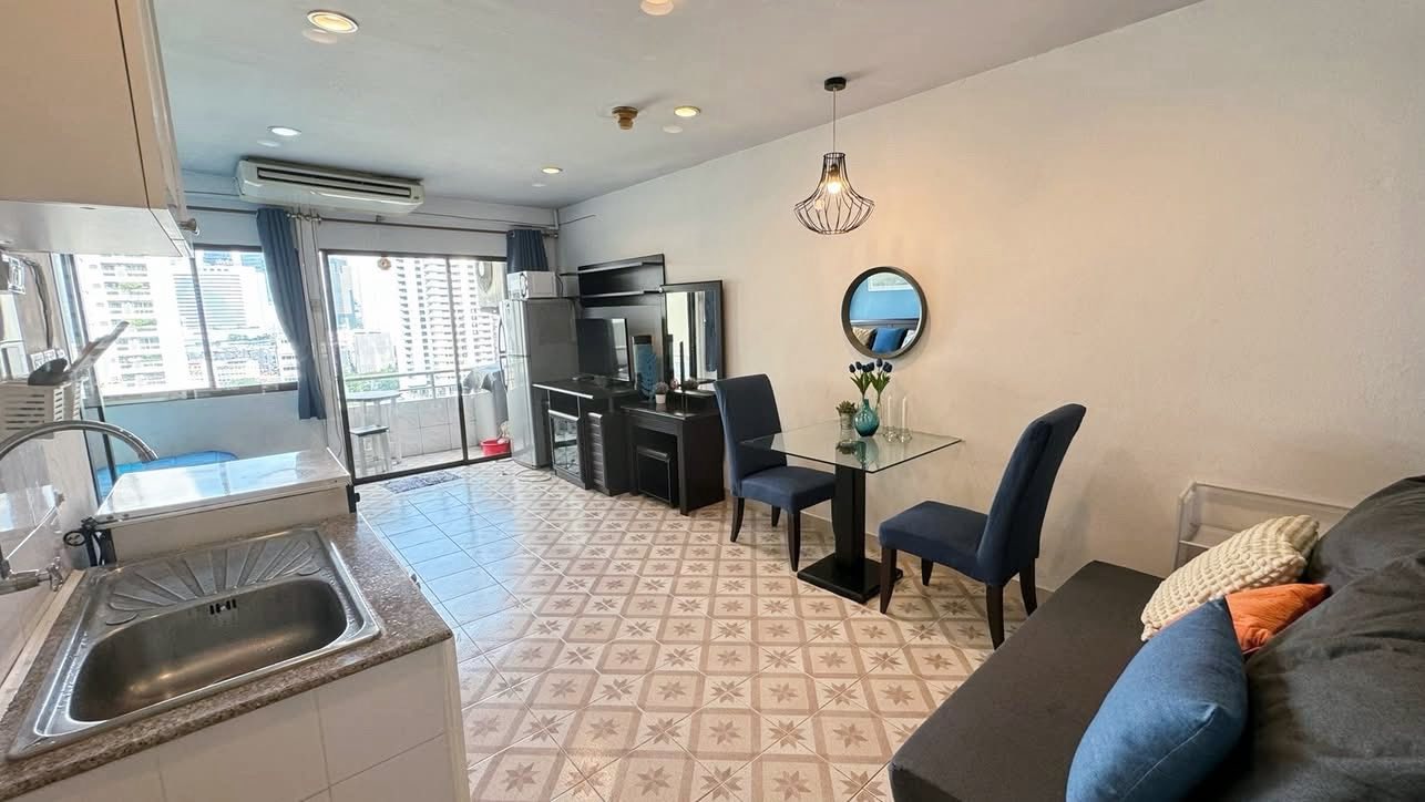 One Bedroom Condo For Rent