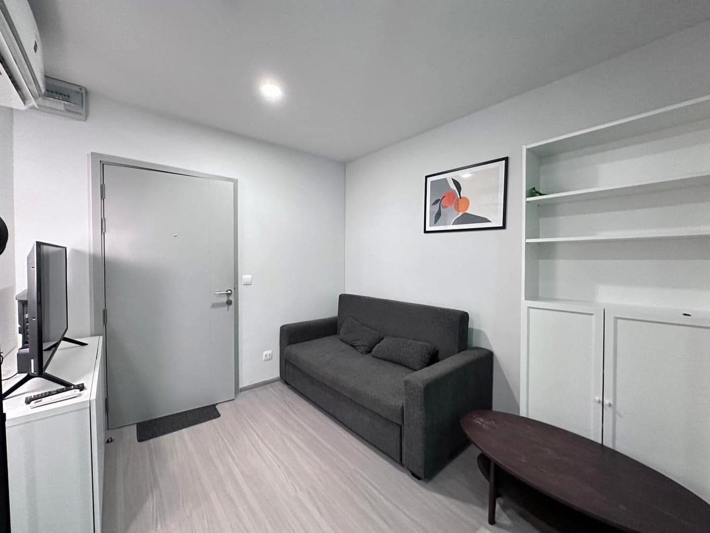 One Bedroom Apartment For Rent