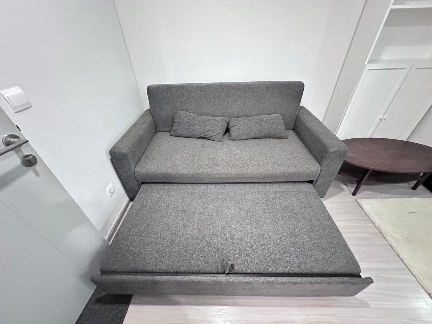 One Bedroom Apartment For Rent