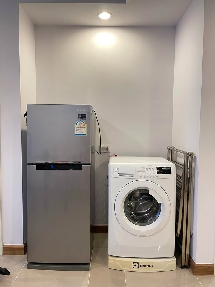 One Bedroom Apartment For Rent