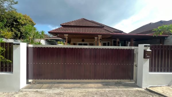 Two Storey Villa For Rent