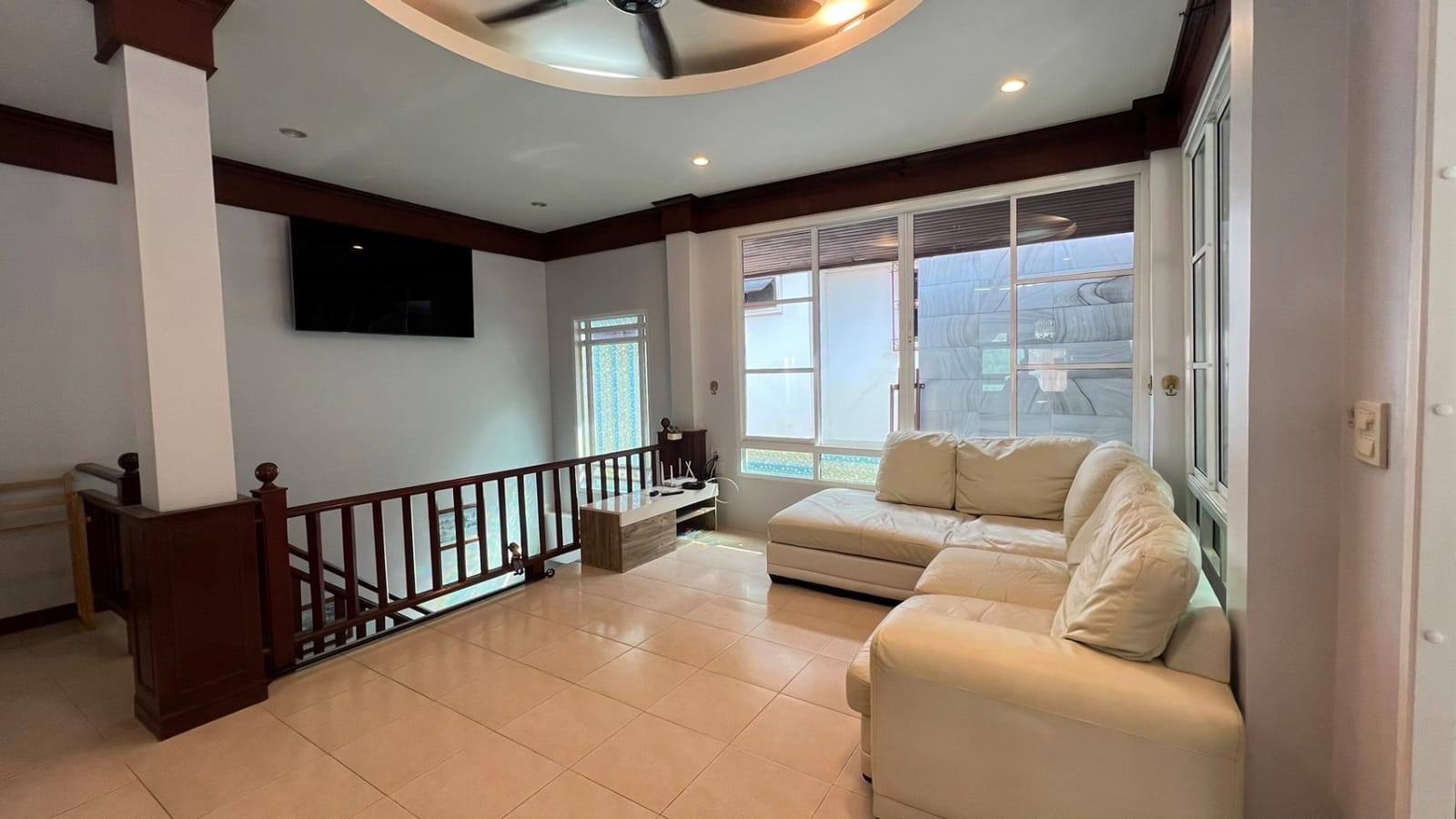 Two Storey Villa For Rent