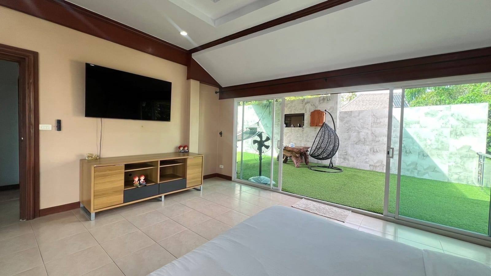 Two Storey Villa For Rent