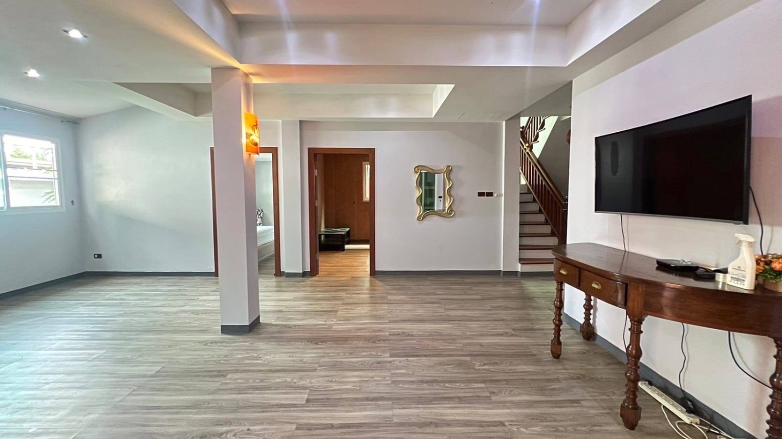 Two Storey Villa For Rent
