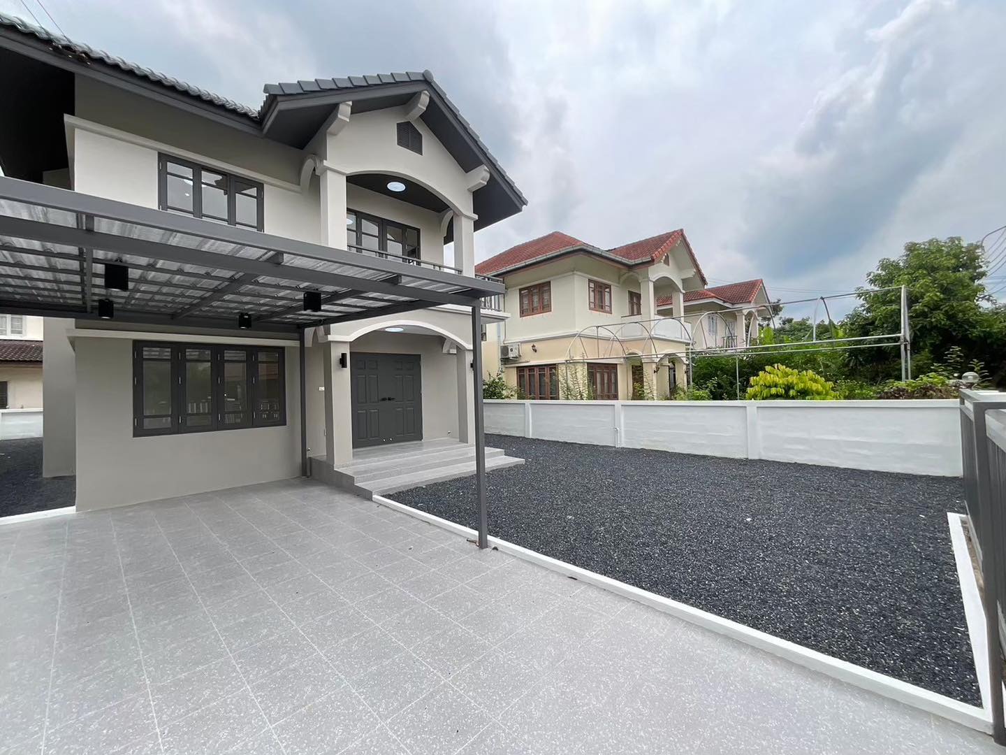 Detached House for Sale