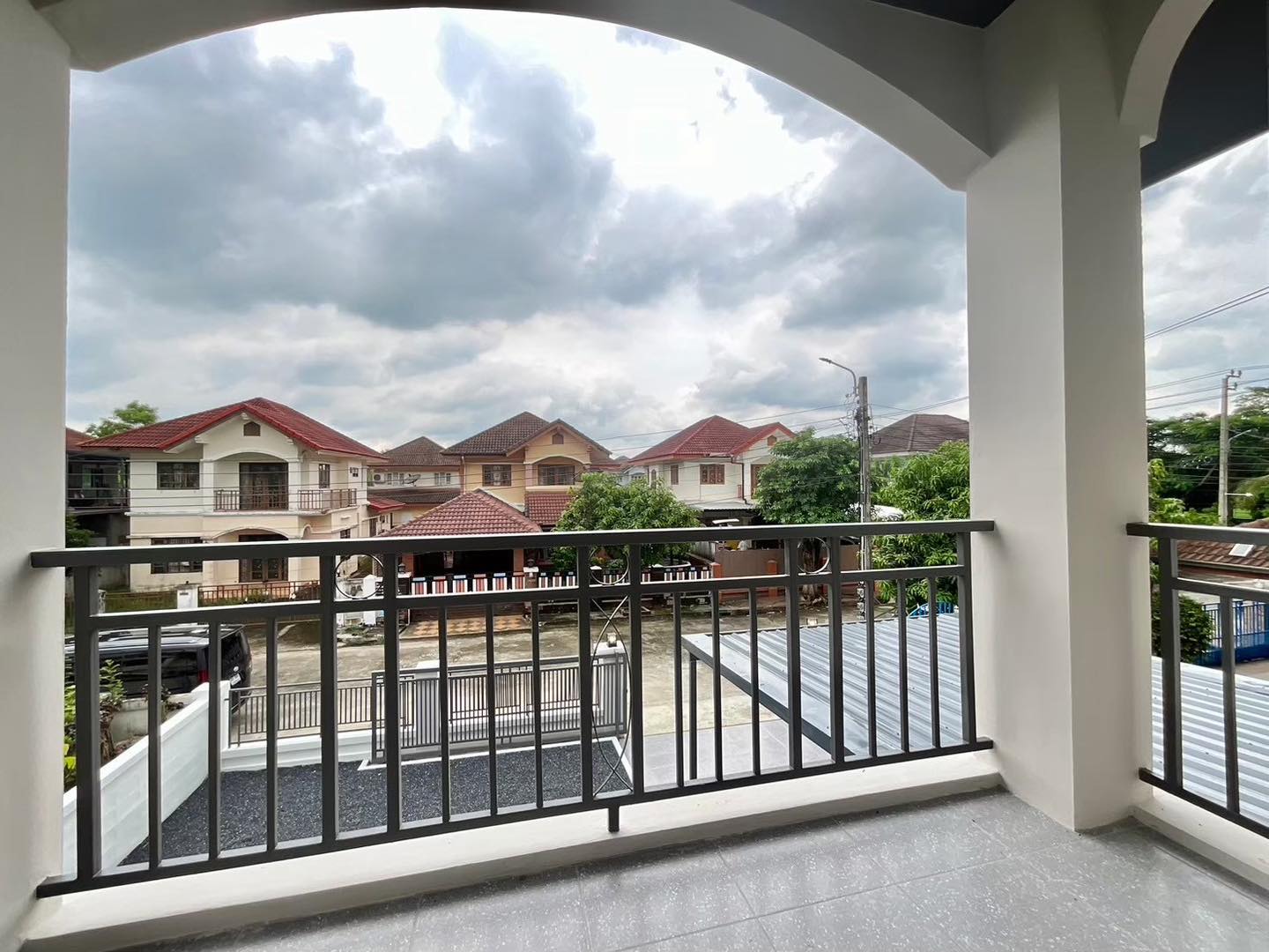 Detached House for Sale