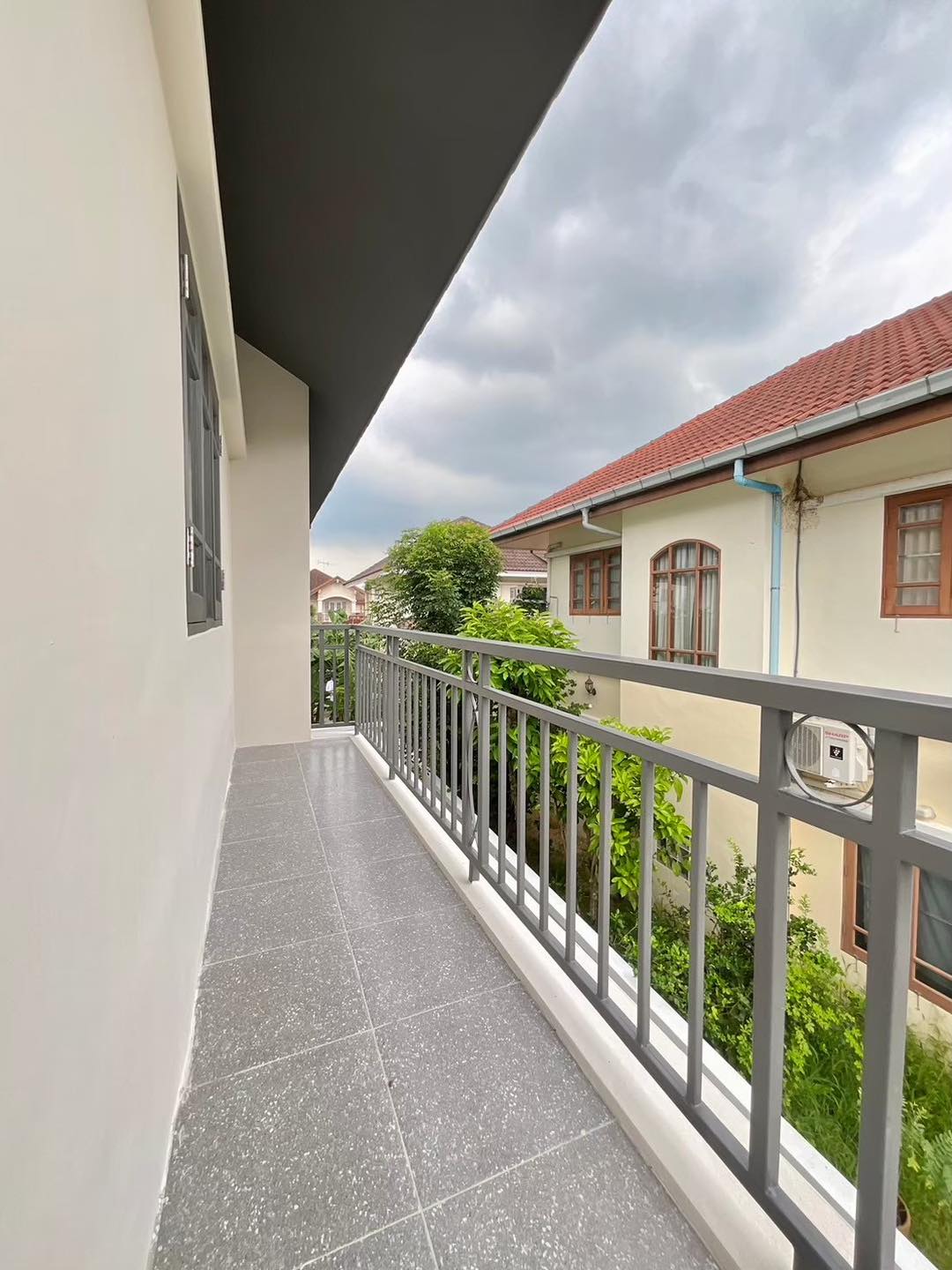 Detached House for Sale
