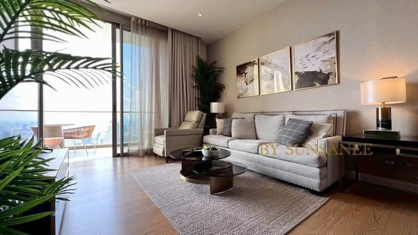 Large Three Bed Room Apartment For Rent