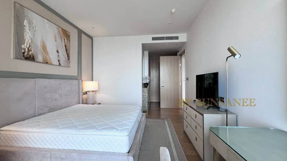 Large Three Bed Room Apartment For Rent