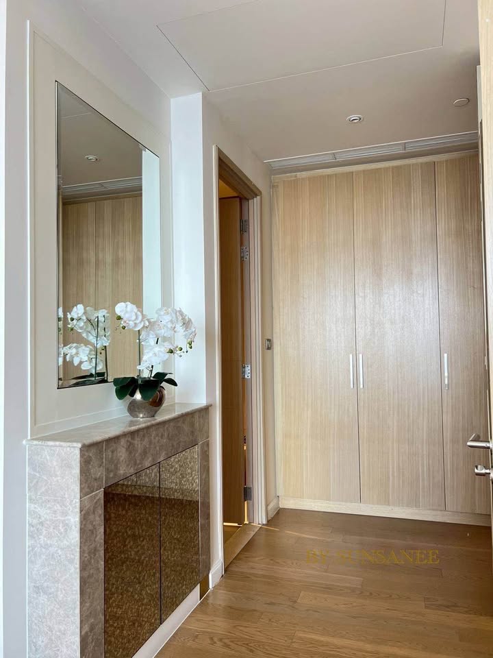 Large Three Bed Room Apartment For Rent