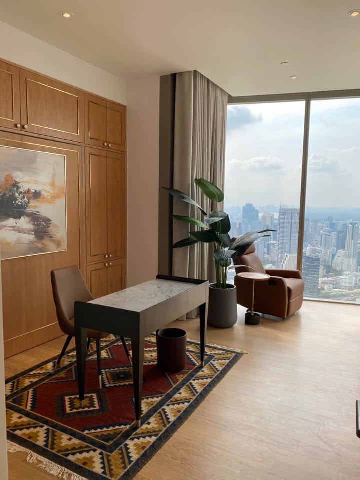 Large Three Bed Room Apartment For Rent