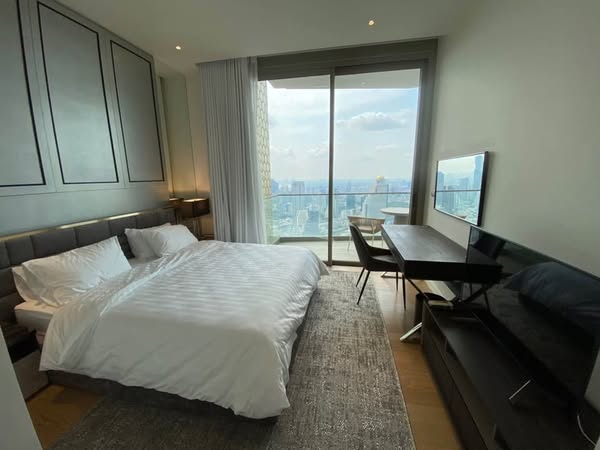 Large Three Bed Room Apartment For Rent