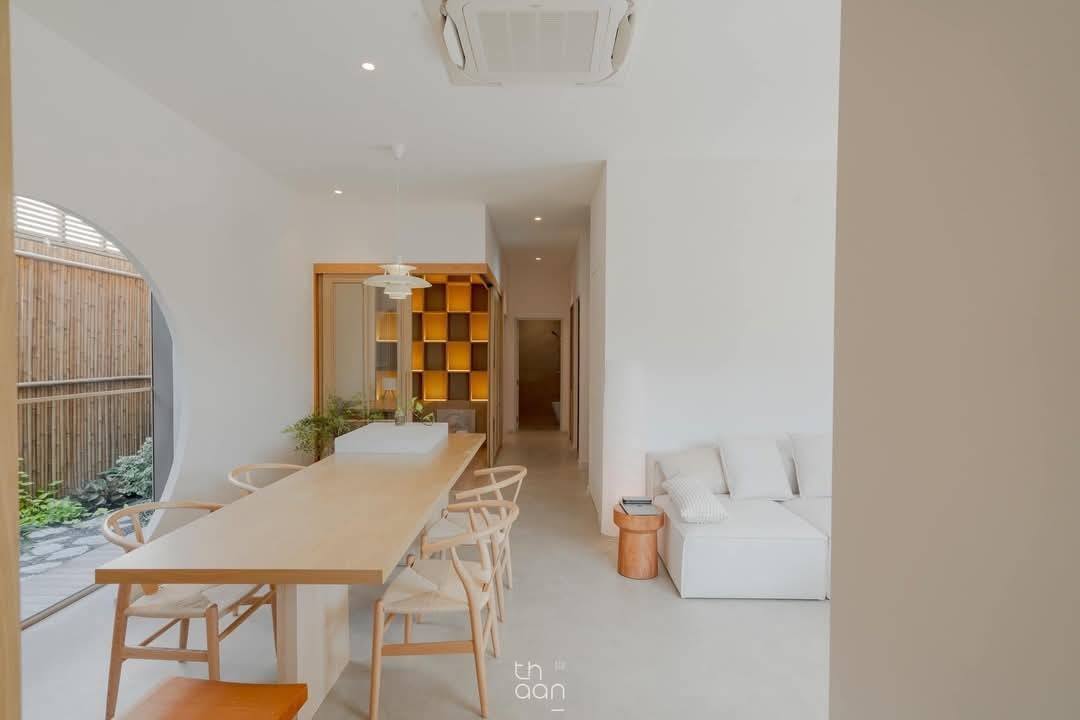 Beautiful Detached House For Sale