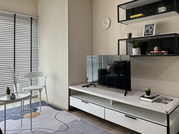 One Bedroom Condo For Rent