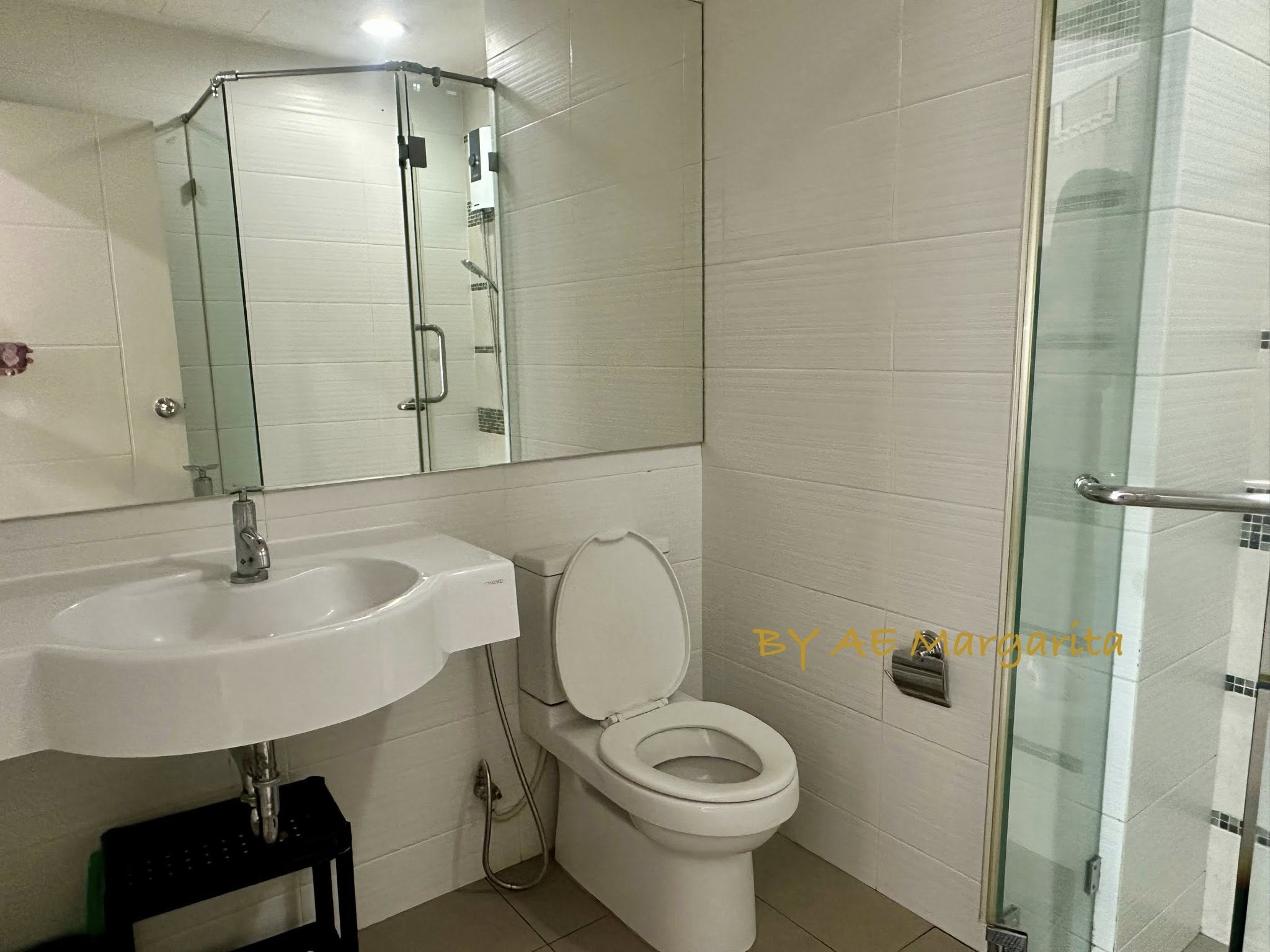 One Bedroom Condo For Rent