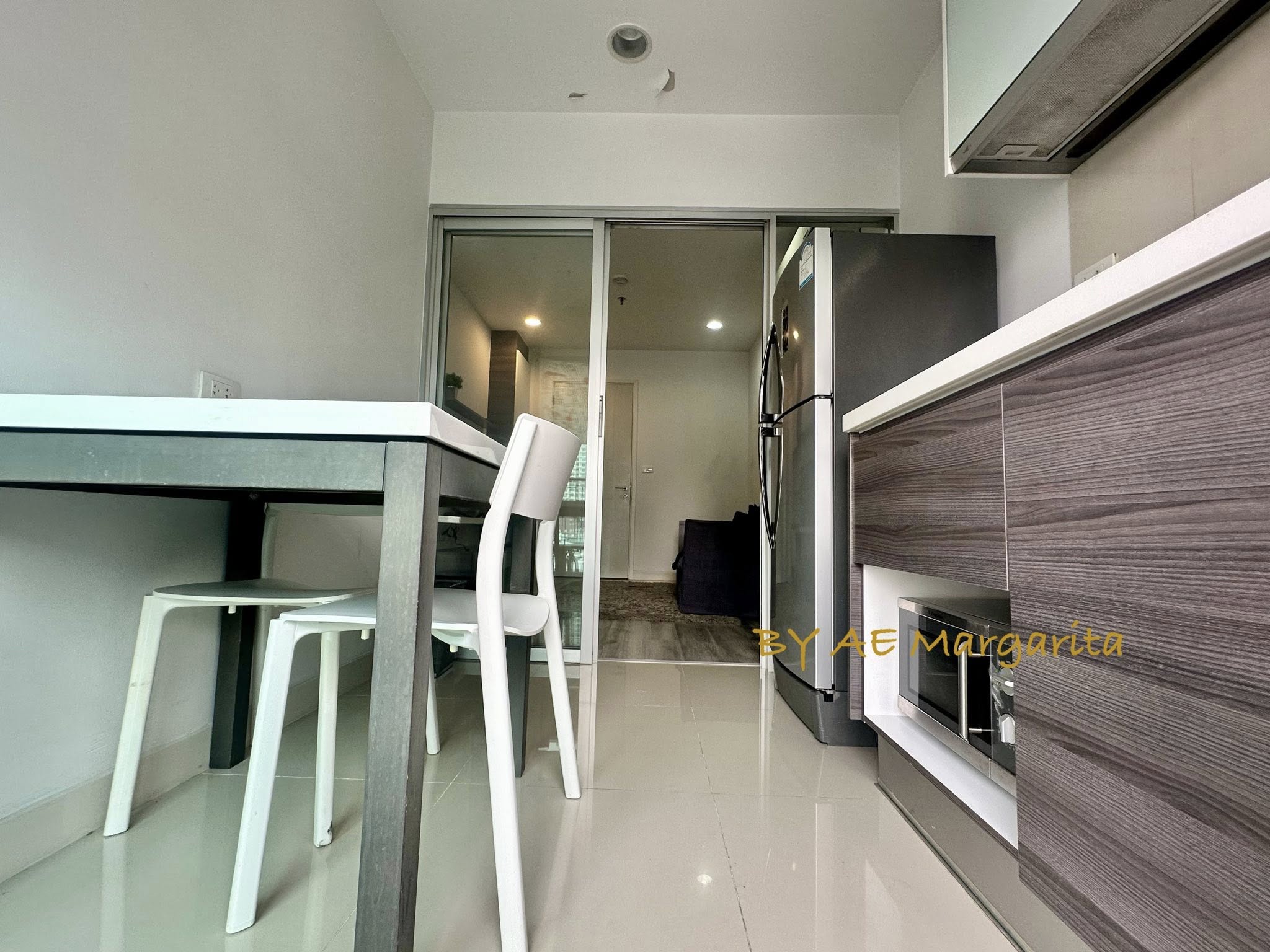 One Bedroom Condo For Rent