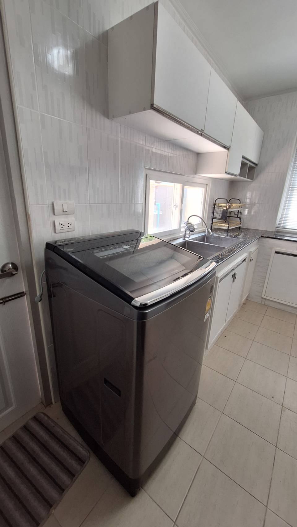 Detached Two Storey House For Rent