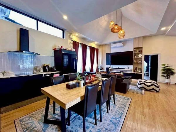 Pool Villa For Sale