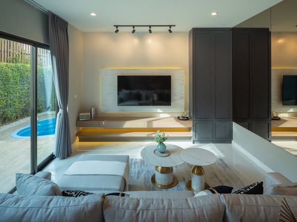 Luxury Detached House For Sale