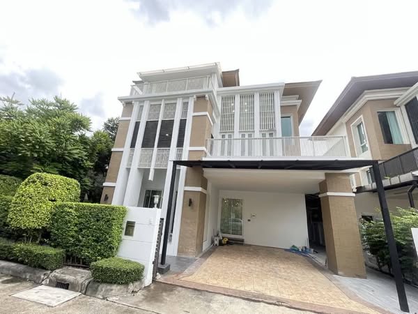 Detached House For Rent