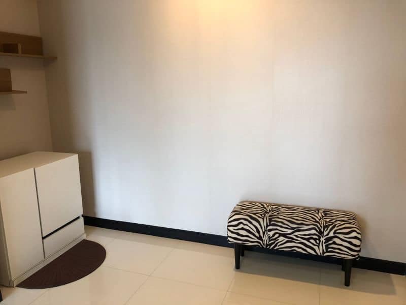 One Bedroom Condo For Rent