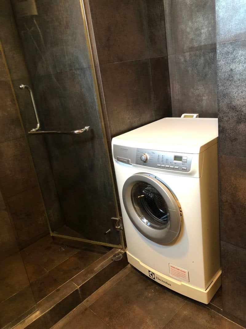 One Bedroom Condo For Rent