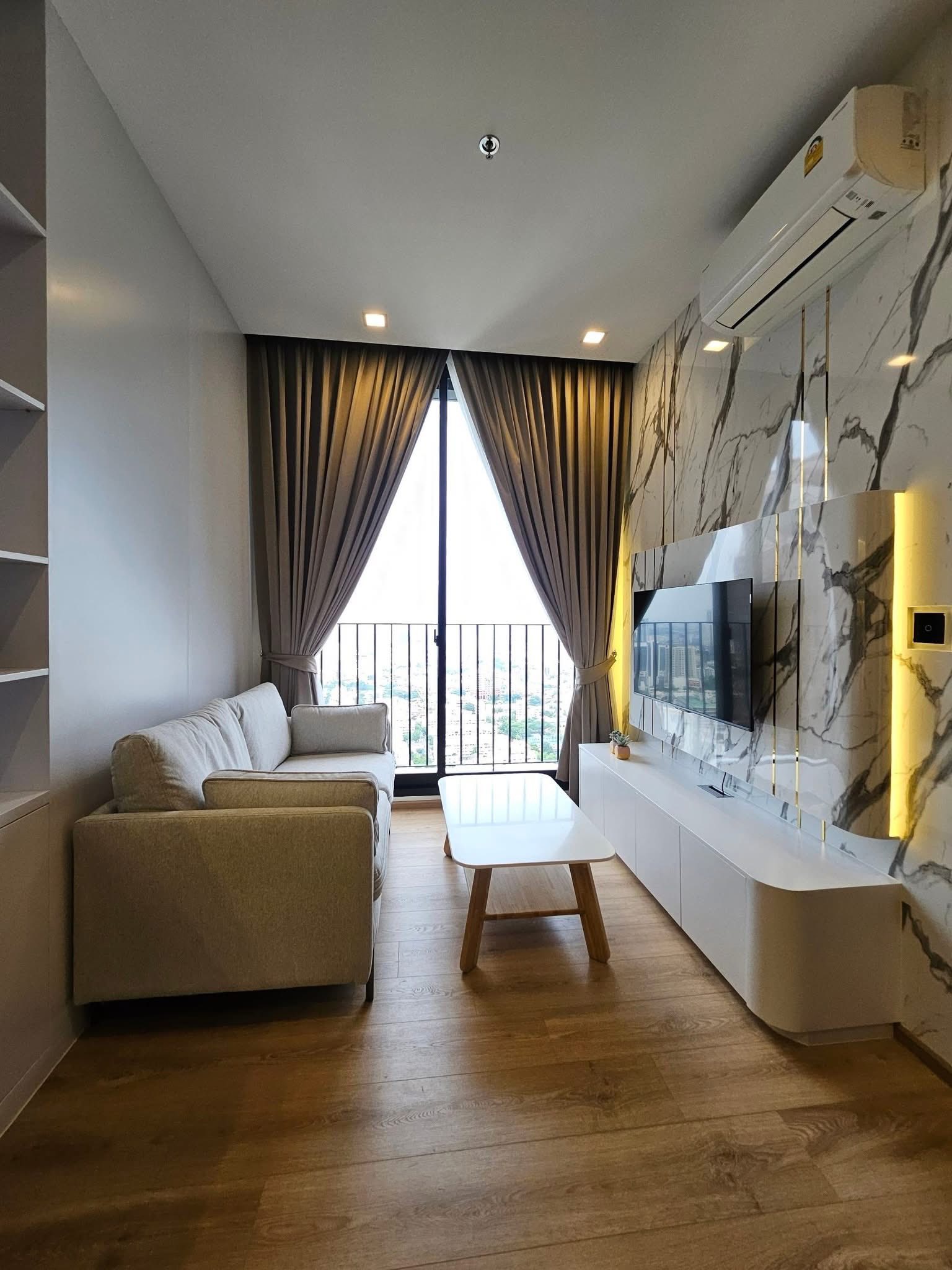 One Bedroom Condo For Rent