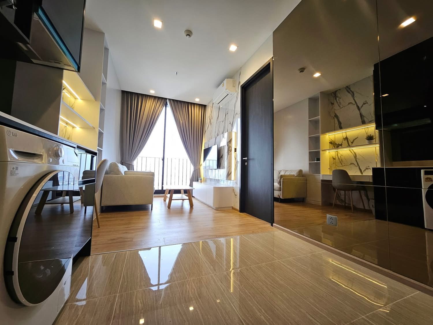 One Bedroom Condo For Rent