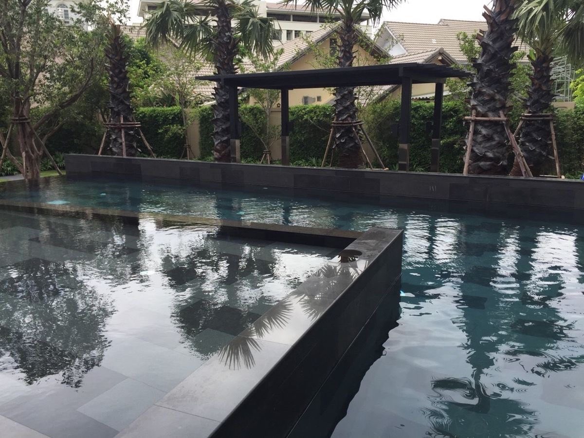 One Bedroom Condo For Rent