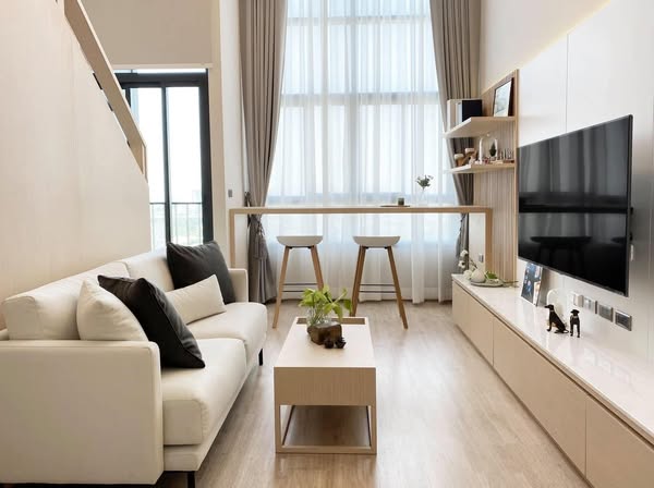 Duplex One Bedroom Apartment For Rent 
