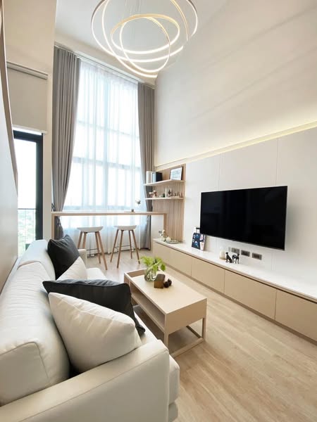 Duplex One Bedroom Apartment For Rent 