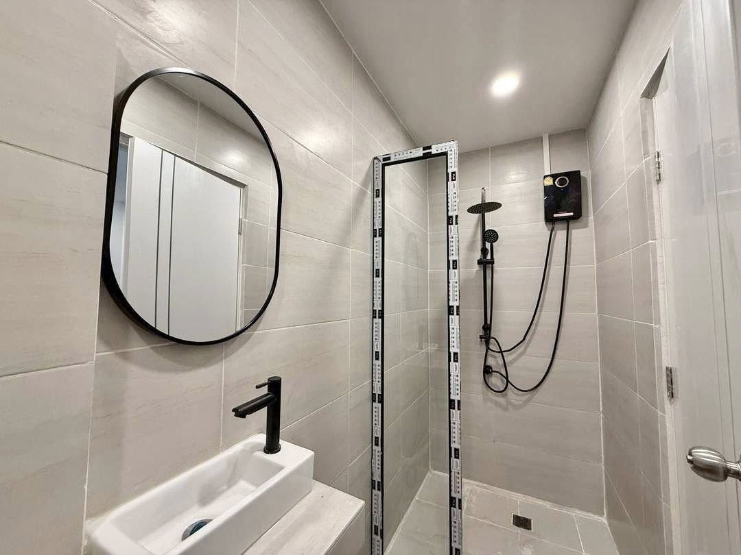 Detached House For Rent