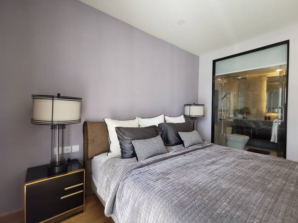 Large Three Bed Room Apartment For Rent
