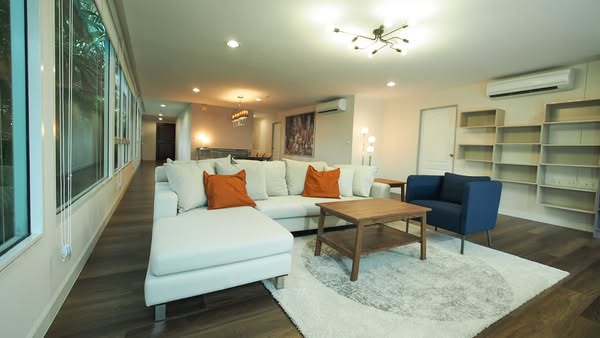 Pent House For Rent