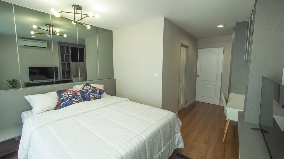 Pent House For Rent