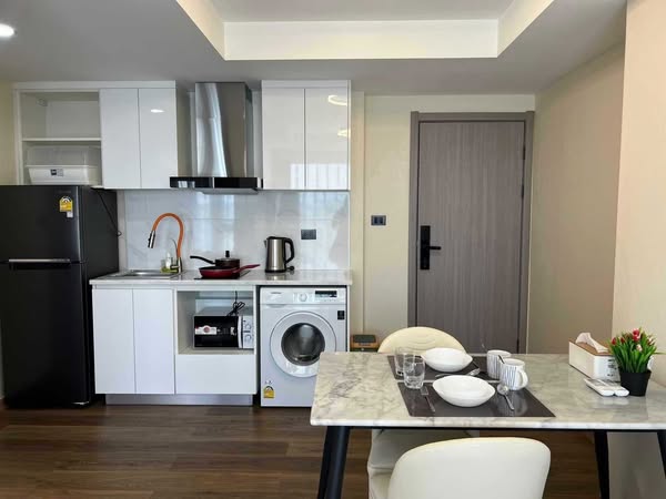 One Bedroom Condo For Rent