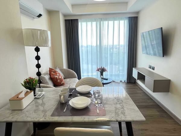 One Bedroom Condo For Rent