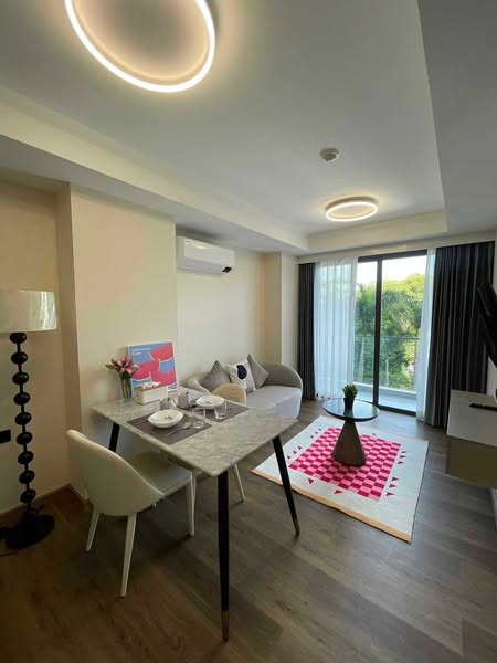 One Bedroom Condo For Rent