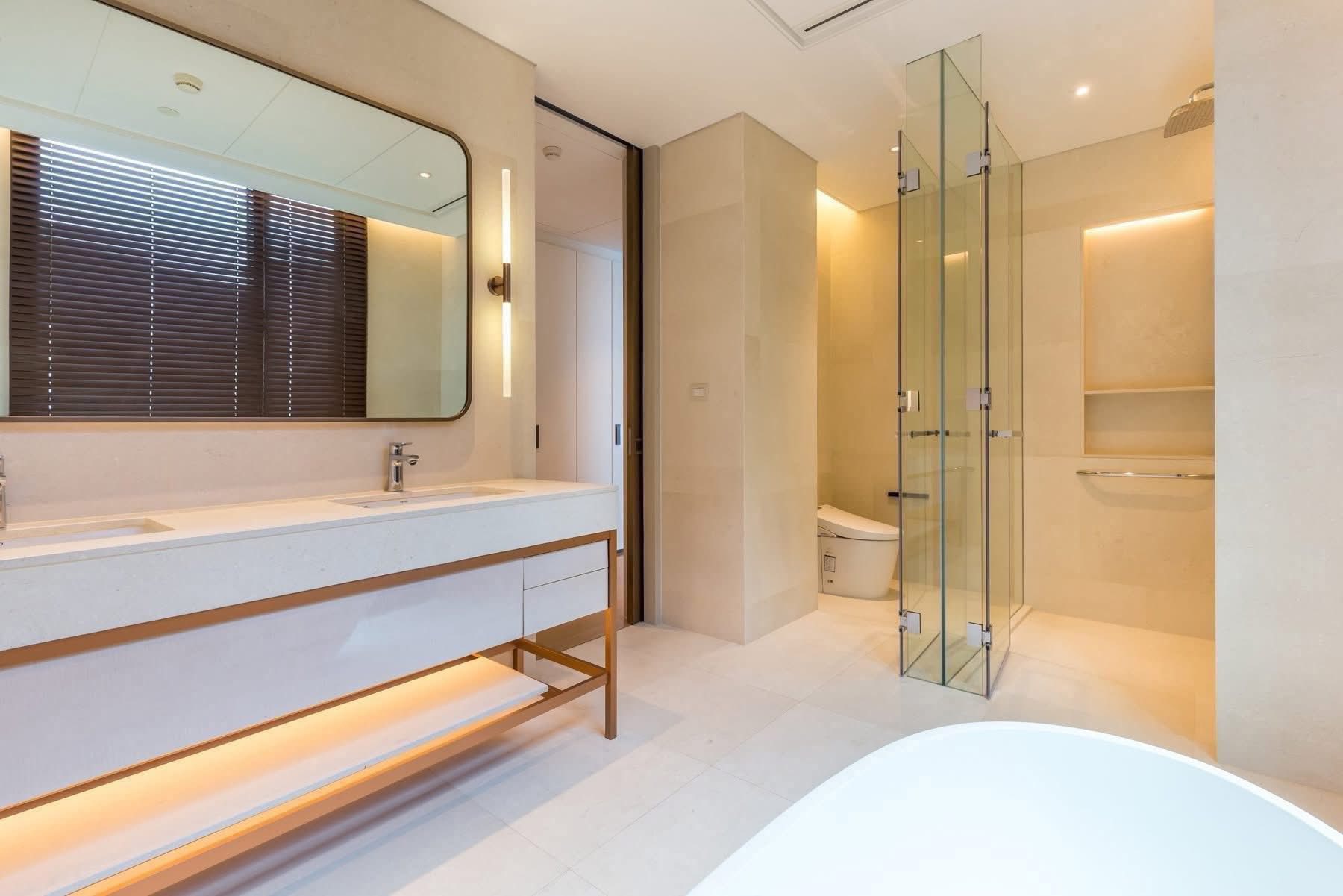 Large Two Bedroom Apartment For Rent