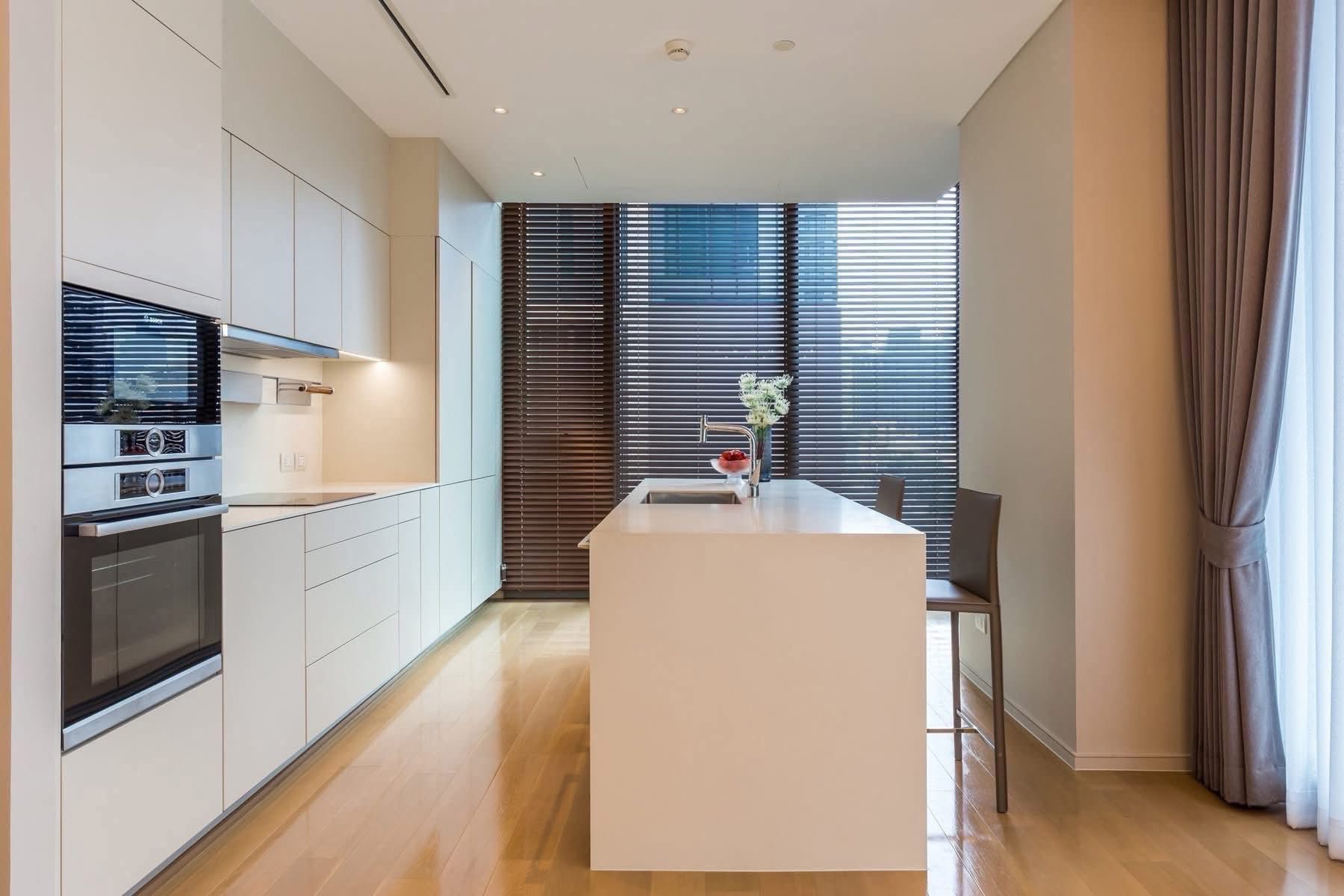 Large Two Bedroom Apartment For Rent