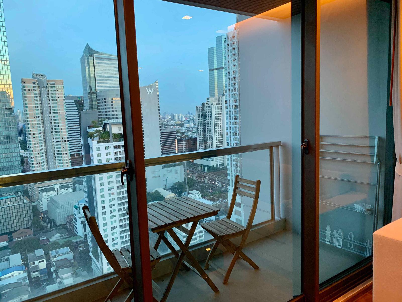 One Bedroom Apartment For Rent
