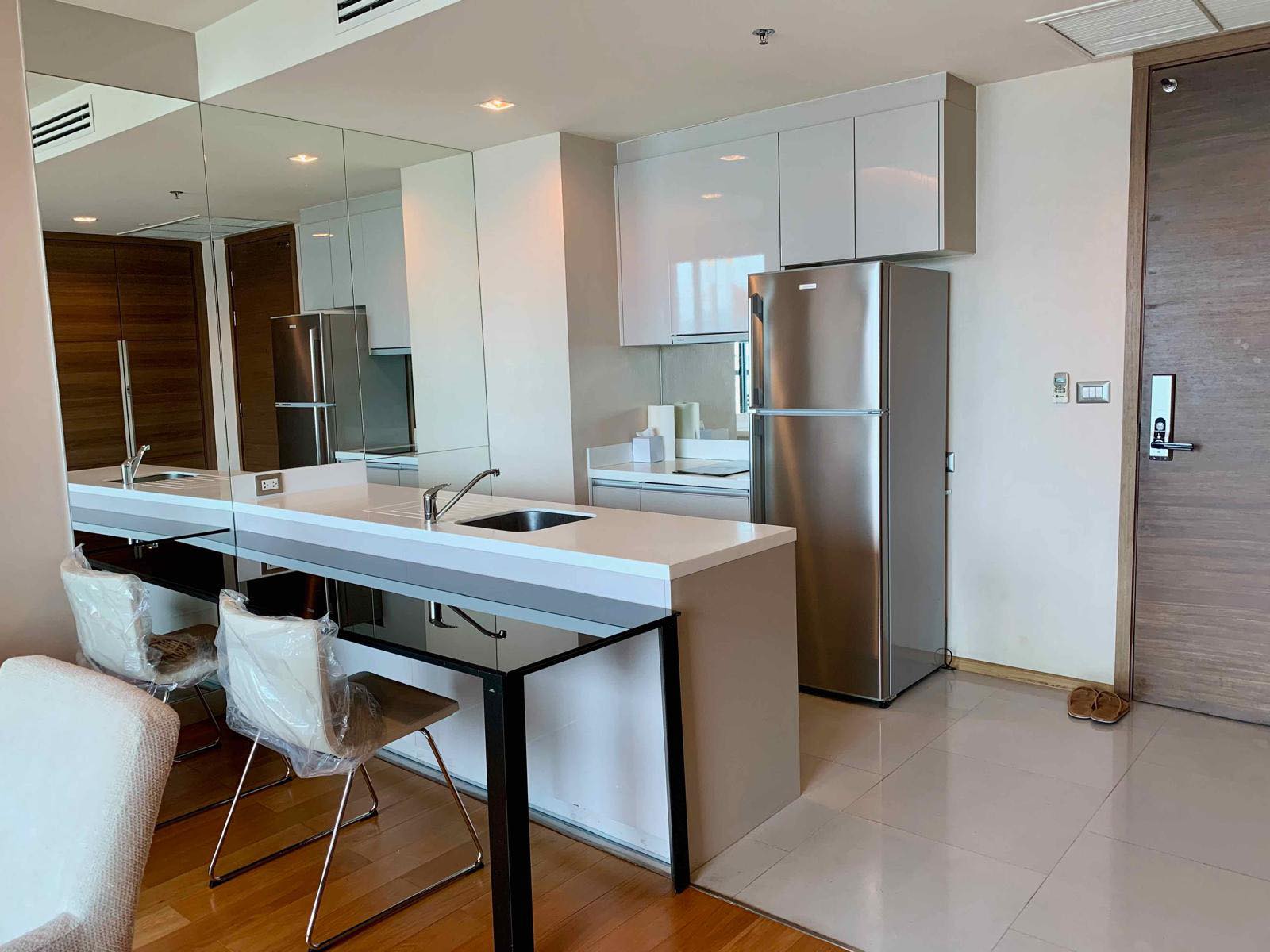 One Bedroom Apartment For Rent