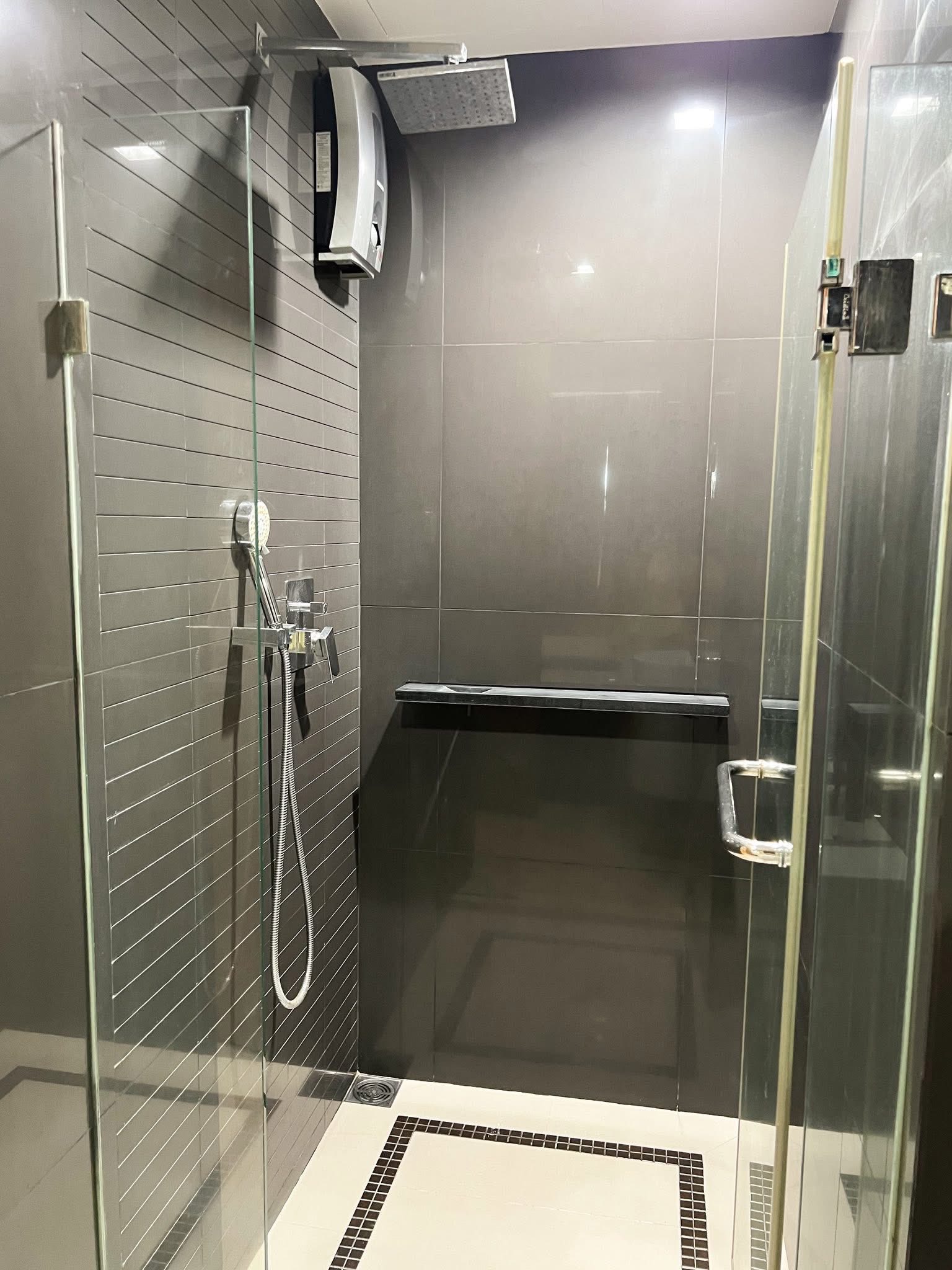 One Bedroom Condo For Rent