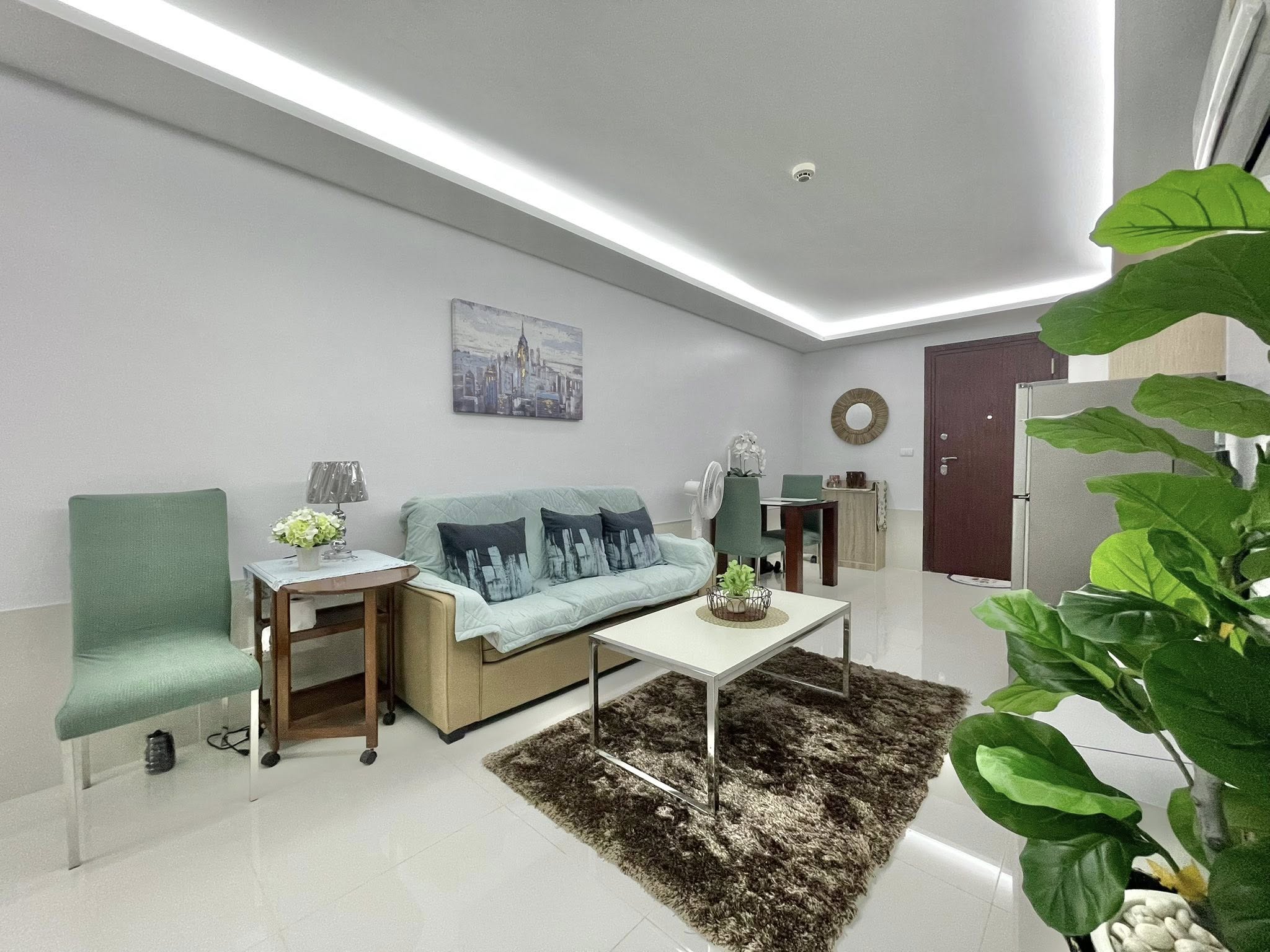 One Bedroom Condo For Rent