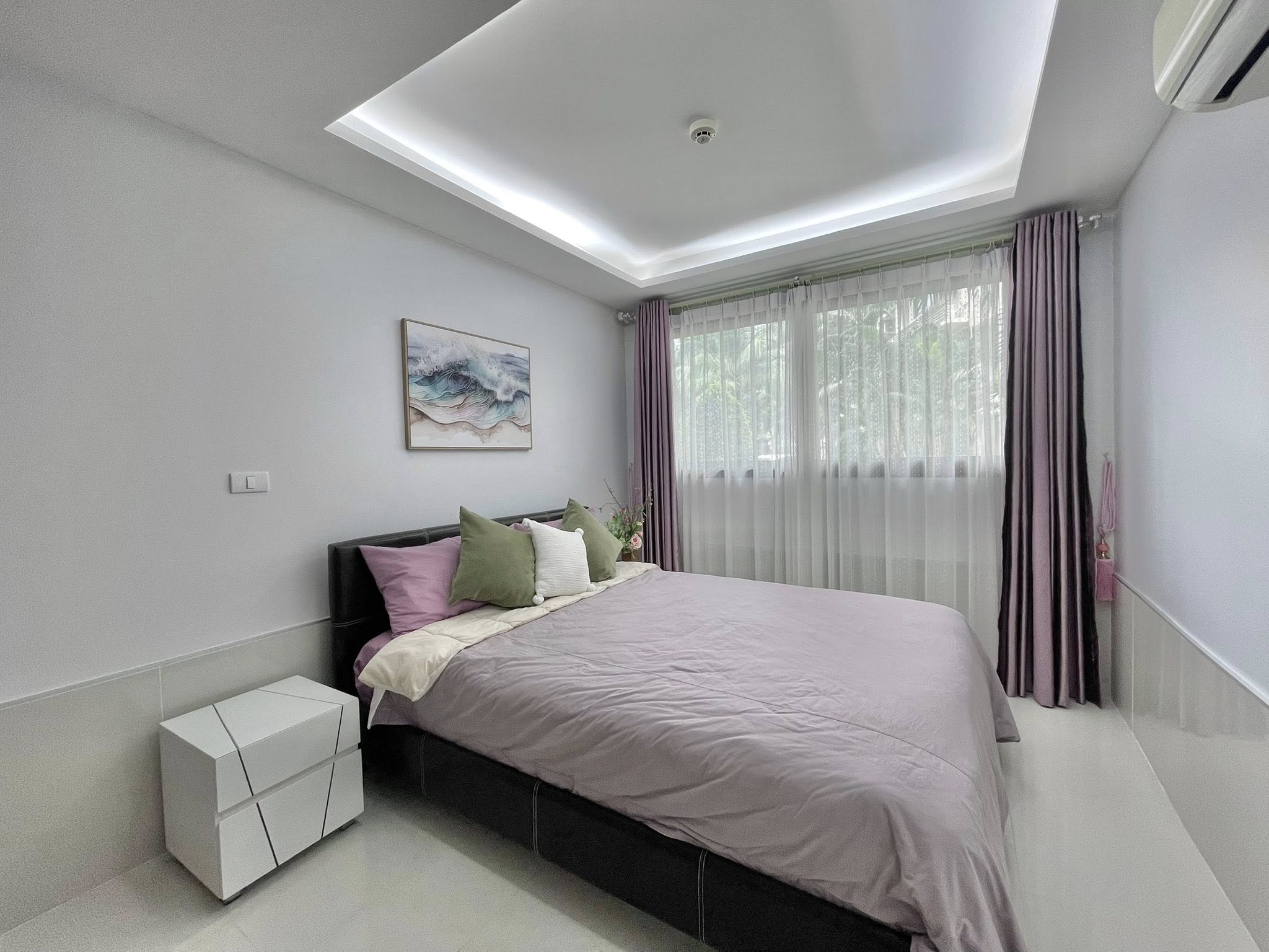 One Bedroom Condo For Rent