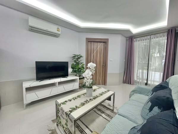 One Bedroom Condo For Rent