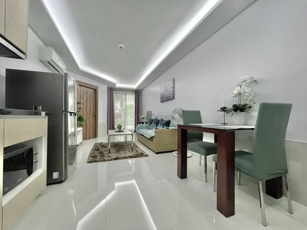 One Bedroom Condo For Rent