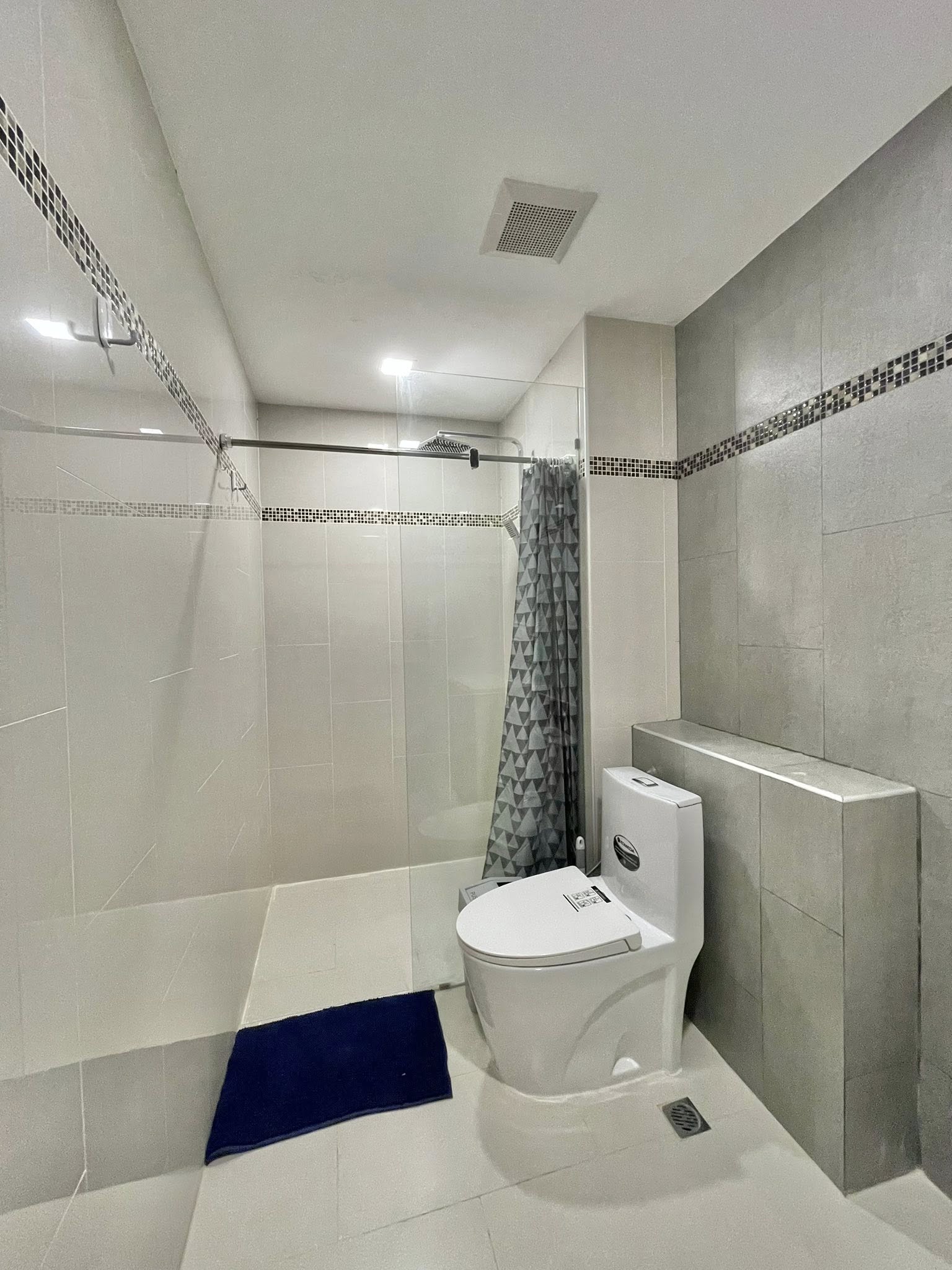 One Bedroom Condo For Rent