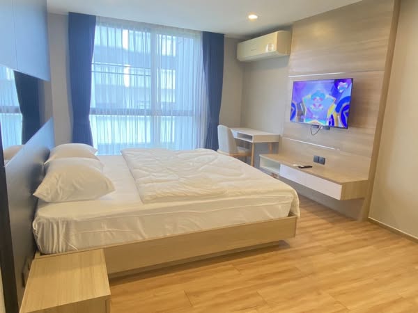 Large Two Bedroom Apartment For Rent